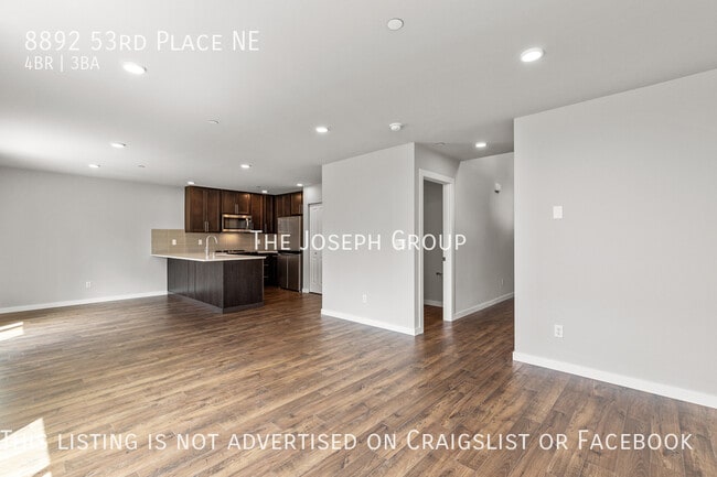 Foto del edificio - Stunning new construction, 4 bed/2.5 bath ...