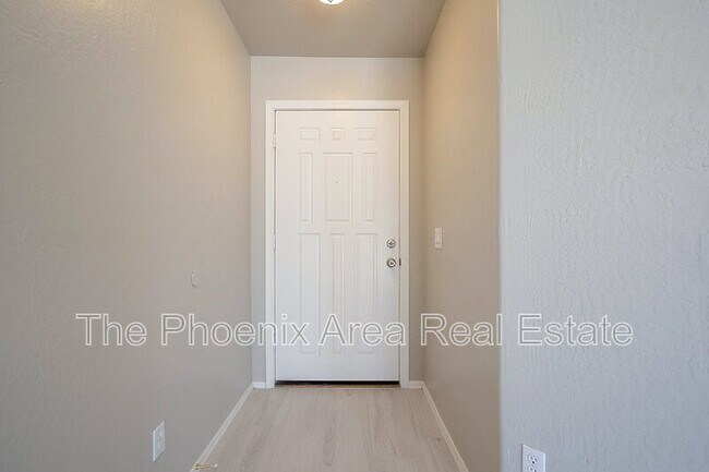 Foto del edificio - 1070 W Chilton Dr