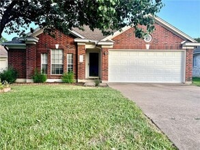 Building Photo - 16831 Bailey Jean Dr