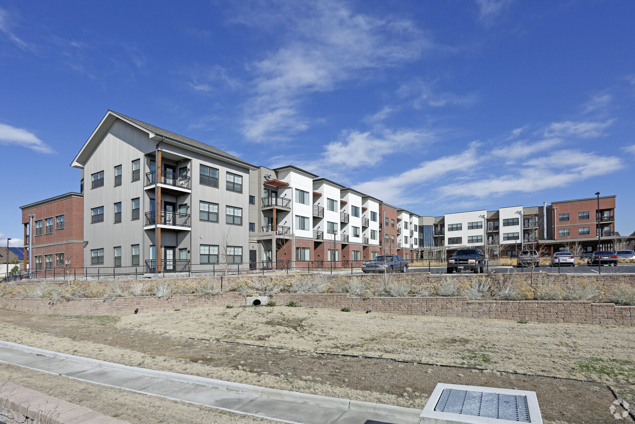 Foto del edificio - Hidden Lake Homes