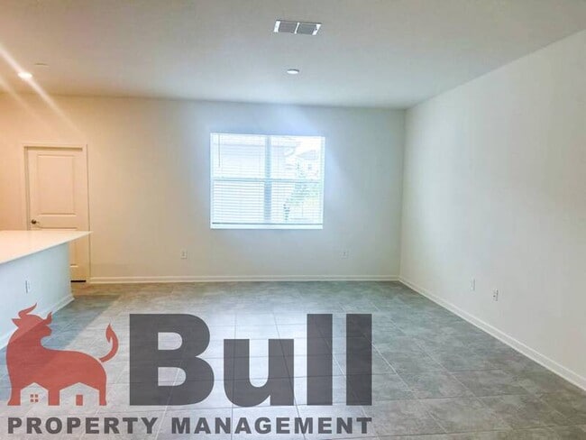 Building Photo - 2786 Fitness St