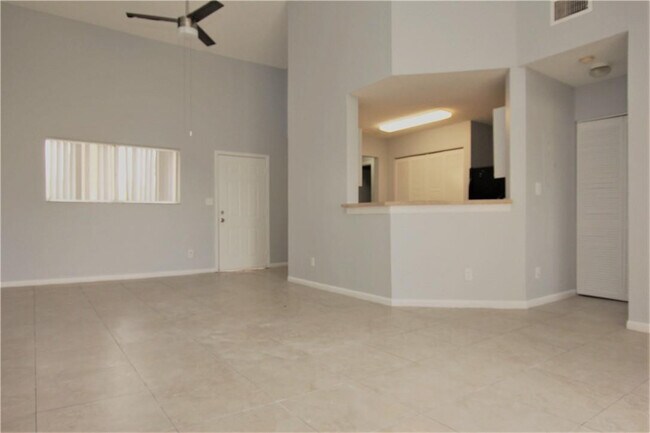 Building Photo - 3413 NW 44th St