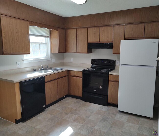 Building Photo - 606 Gawin Dr