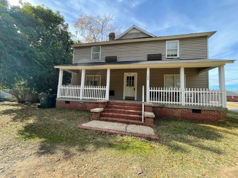 Foto principal - 300 Sortwell St