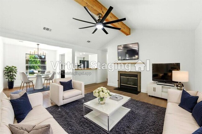 Foto del edificio - 8520 Bradford Dr