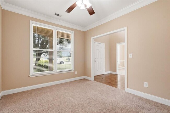 Building Photo - 3475 Golfe Links Dr