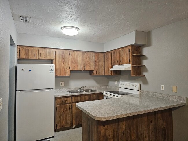 Building Photo - 4276 NW 21st Ave