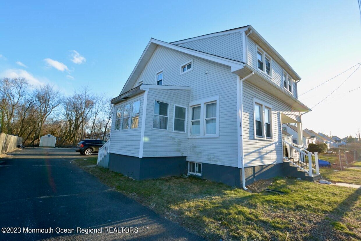Foto principal - 190 Joline Ave