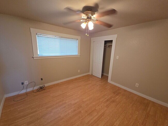 Foto del edificio - Charming 2 bedroom 1 bathroom home