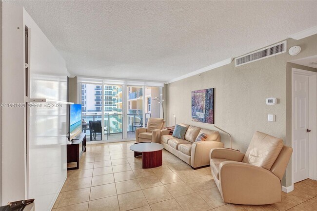 Foto del edificio - 2501 S Ocean Dr
