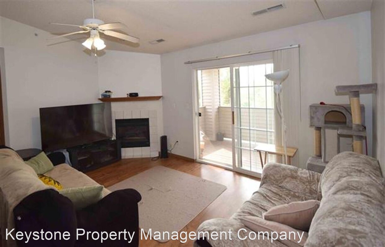 Foto principal - 2 br, 1 bath House - 2446 Rushmore Drive