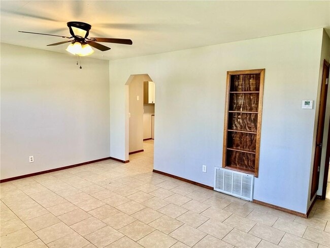 Foto del edificio - 1000 SW Tater Black Rd