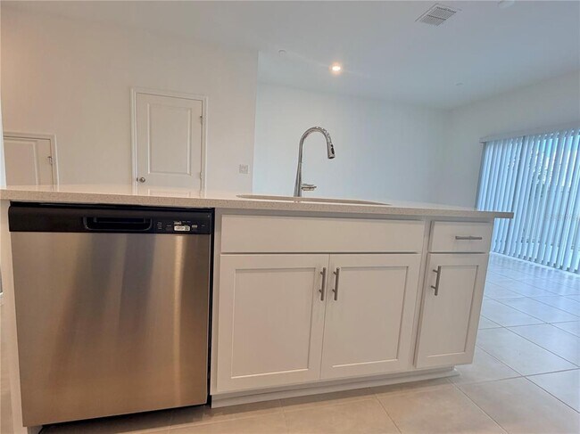 Building Photo - 2627 BALMERINO Way