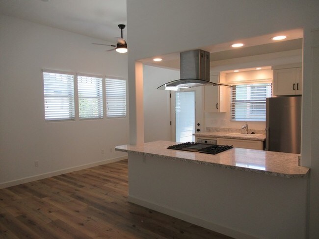 Building Photo - 641 Pismo St