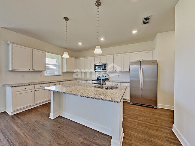 Foto del edificio - 510 Pine Terrace Dr