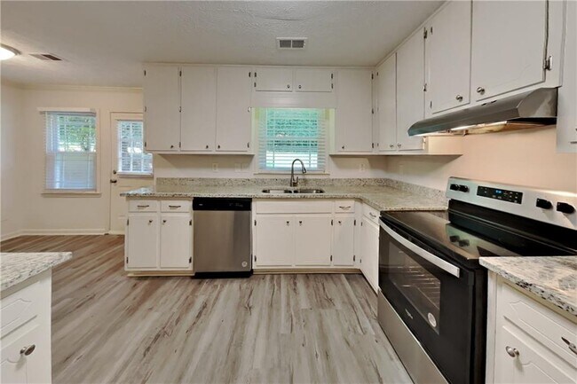 Foto del edificio - 2791 Whippoorwill Cir NW