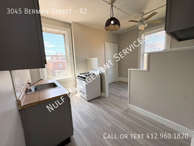 Building Photo - 3045 Bergman St