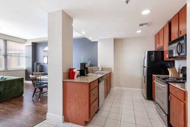 Foto del edificio - 925 Common St