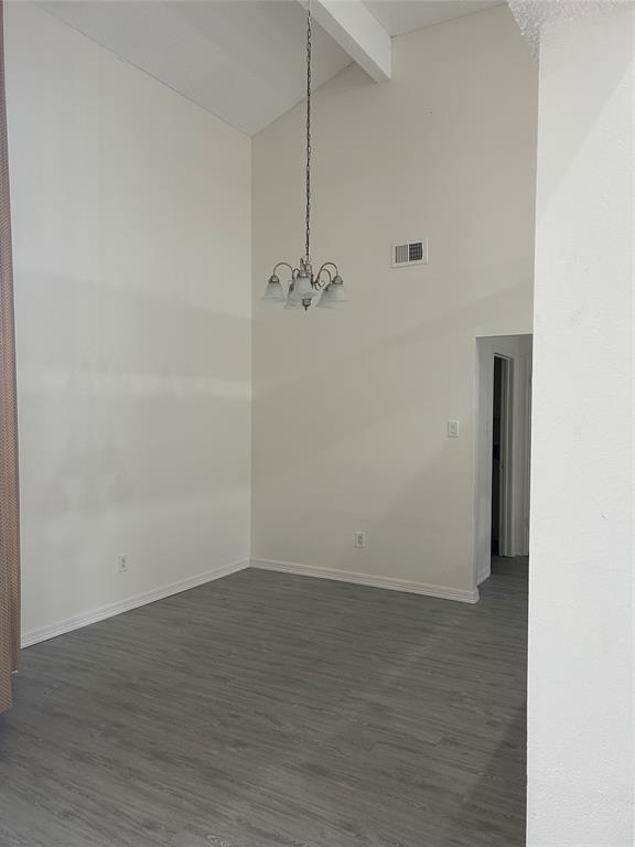 Building Photo - 1531 Rushworth Dr