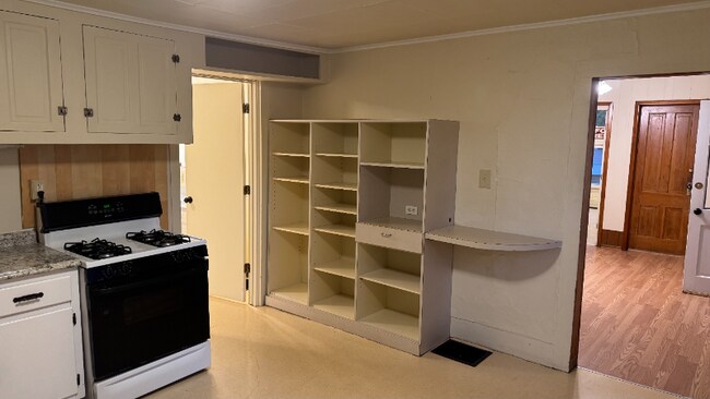 Foto del edificio - 412 E 5th St