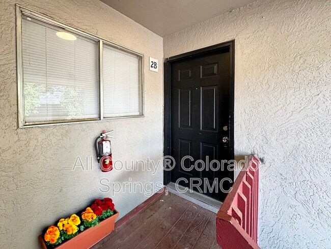 Foto del edificio - 2119 Preuss Rd