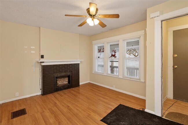 Foto del edificio - 53 Scottsville Rd