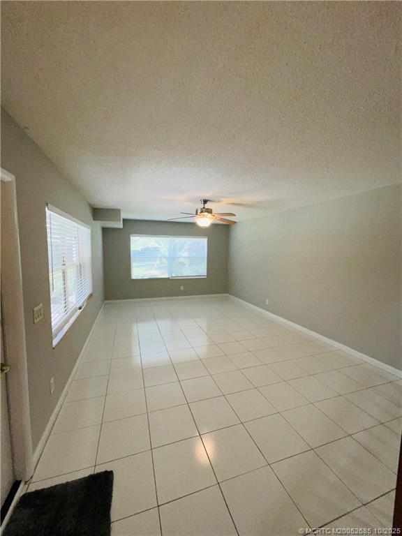 Foto del edificio - 2903 SW Lakemont Pl
