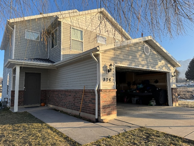 Building Photo - 336 W 200 S