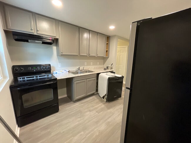 Foto del edificio - Room in House on Glory St