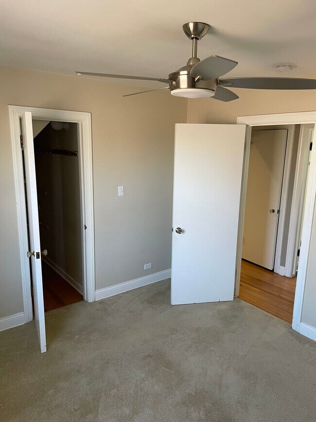 5612 S Oak Park Ave, Chicago, IL 60638 House Rental in Chicago, IL