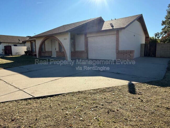Building Photo - 6437 W Sierra St