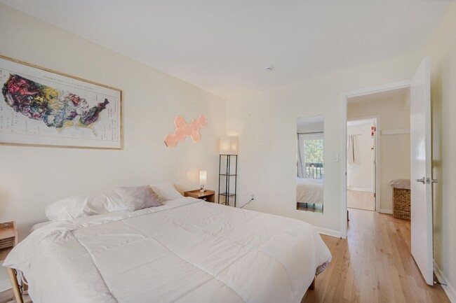 Building Photo - 3015 Edison Ct