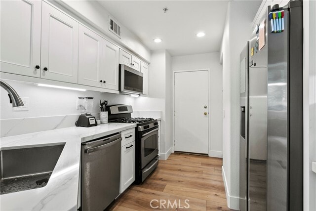 Building Photo - 2456 Sunningdale Dr