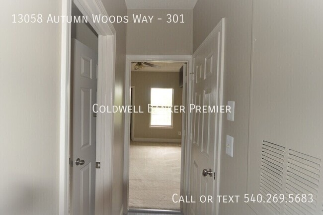 Building Photo - 13058 Autumn Woods Way