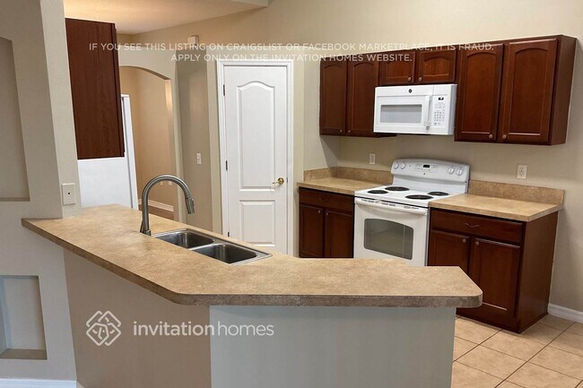 Building Photo - 2476 Rusk Ct