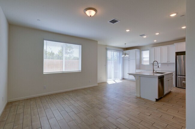 Foto del edificio - 6313 E Meritage Dr