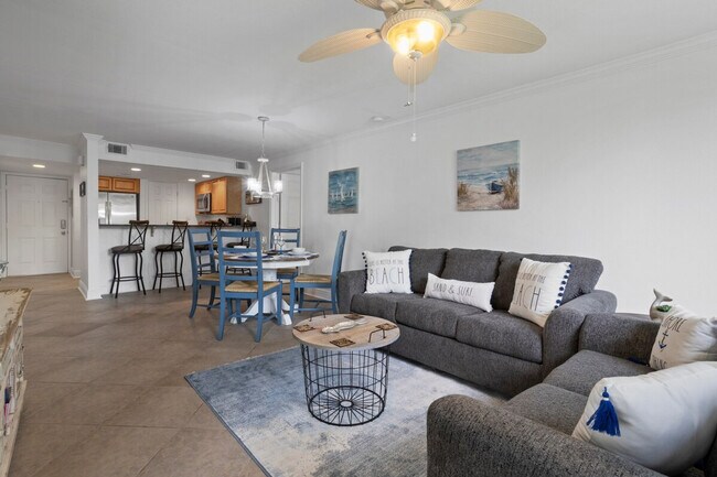 Foto del edificio - 2046 Beach Blvd