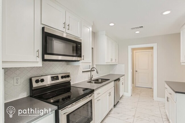 Foto del edificio - 1723 Shaw Street, Dallas, TX, 75212