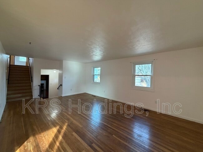 Building Photo - 100 Ward Dr