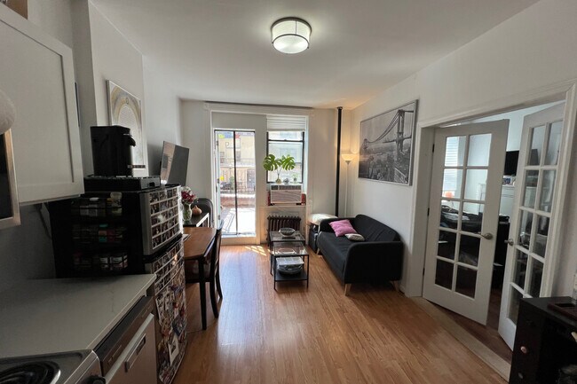 Foto del edificio - 276 W 71st St