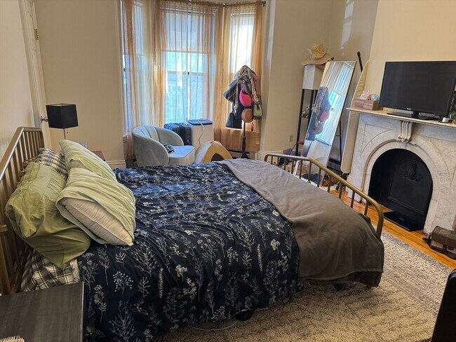 Foto del edificio - 532 E 5th St