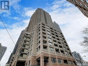 Building Photo - 909-2909 Bay St.