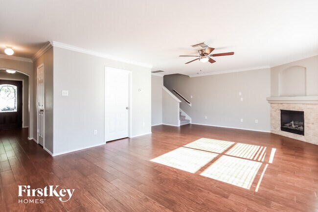 Foto del edificio - 12902 Trail Hollow Ct