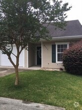Building Photo - 3111 Lucas Ln SW