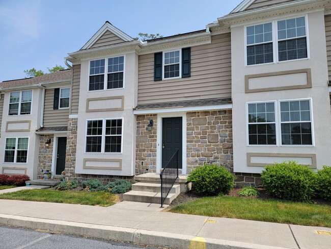 Building Photo - 22 Christy Ct