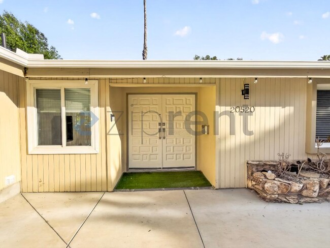 Building Photo - 20520 Rhoda St