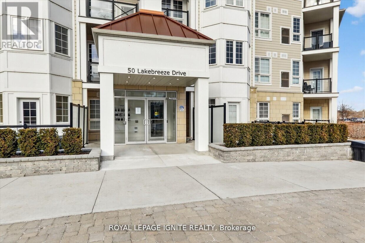 Photo du bâtiment - 50 Lakebreeze Dr