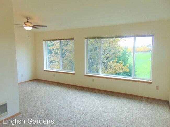 Building Photo - 515 S 152nd St
