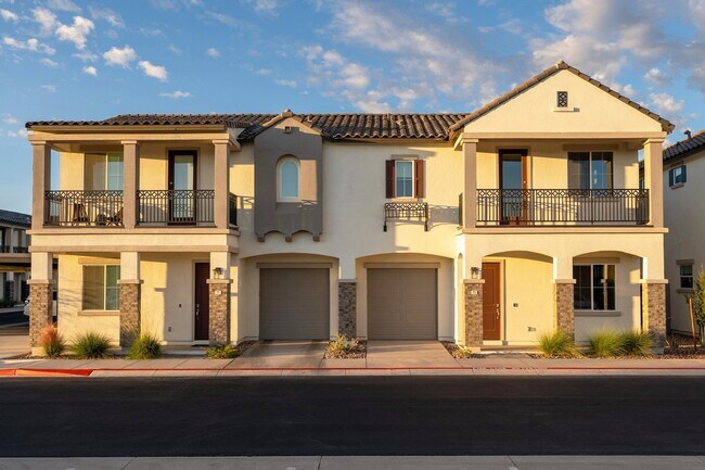 Foto del edificio - The Stately Queen Creek