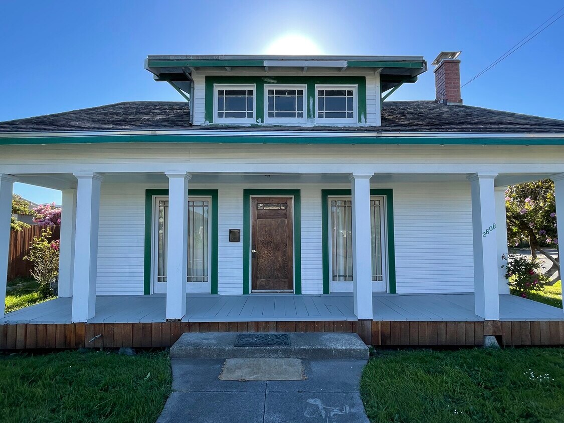 2608 J St, Eureka, CA 95501 House Rental in Eureka, CA
